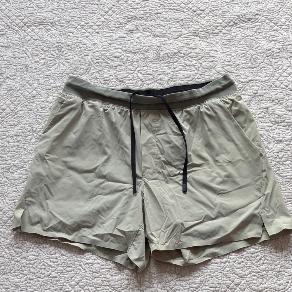 Ten Thousand Set Short